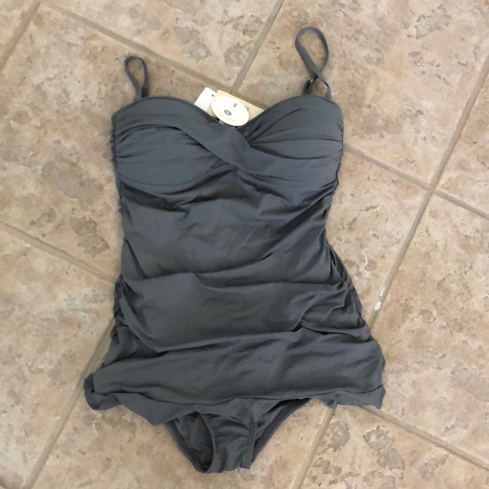 **BNWT** Tommy Bahama One piece Bathing Suit SZ10